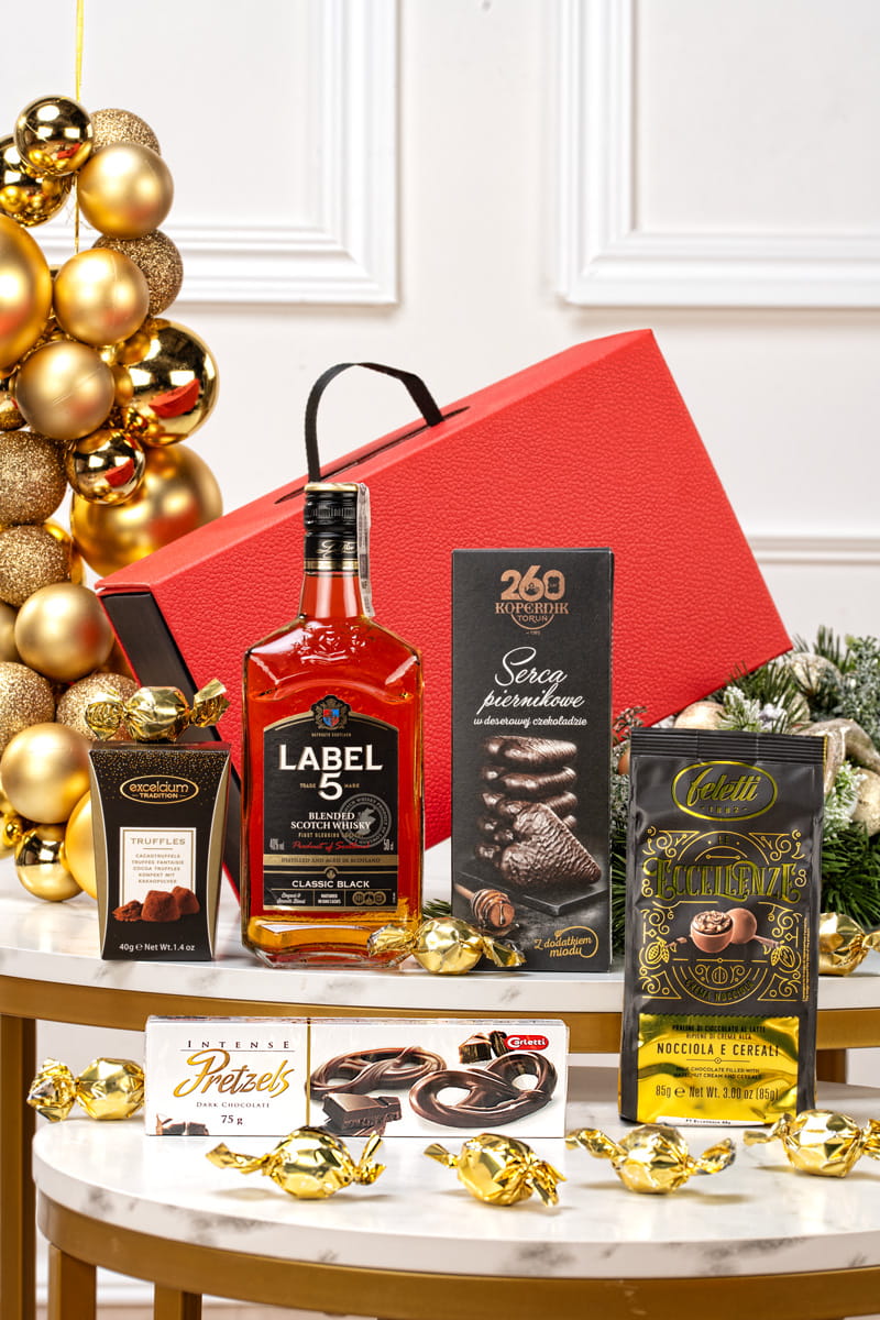 Ekskluzywny Zestaw Prezentowy z Whisky Label 5 i Słodyczami – Elegancki Upominek dla Mężczyzny
