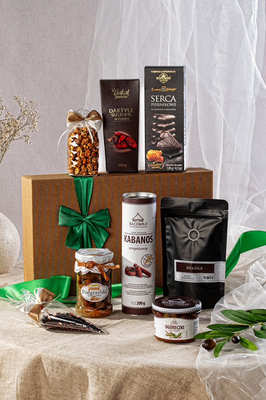 Elegancki Kosz Prezentowy z Kabanosami i Kawą Arabica – Zestaw Wytrawnych Przysmaków