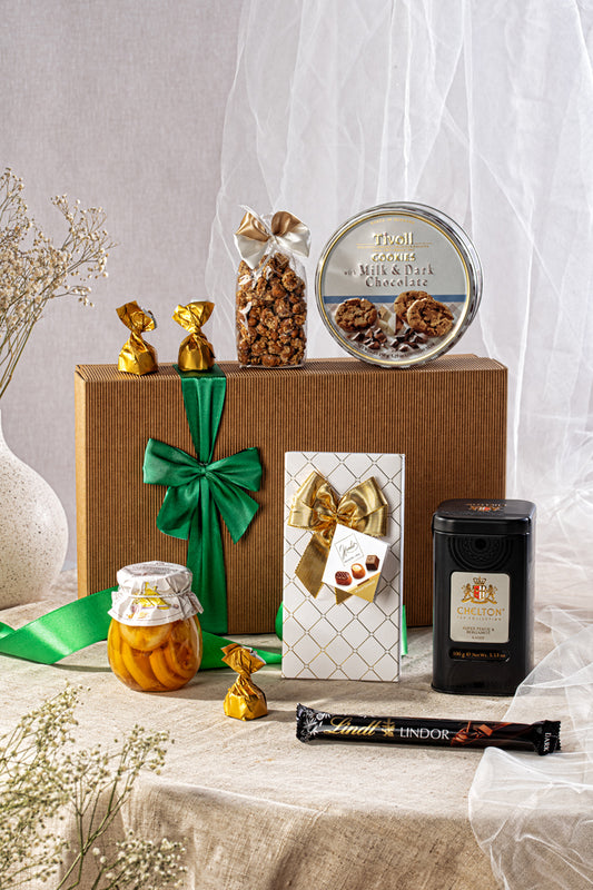 Elegancki Zestaw Prezentowy z Herbatą Earl Grey i Belgijskimi Pralinami – Uniwersalny Prezent