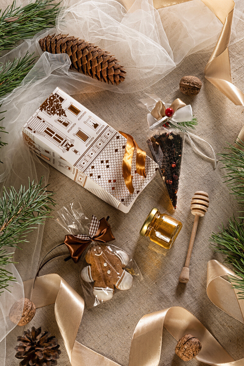 Zestaw Prezentowy w Kształcie Domku | Herbata i Miód – Świąteczny Upominek 1201