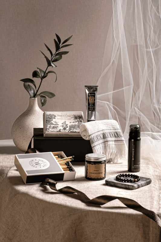 Wyrafinowany Zestaw SPA dla Mężczyzny z Rituals & Bullfrog – Chwile Relaksu.