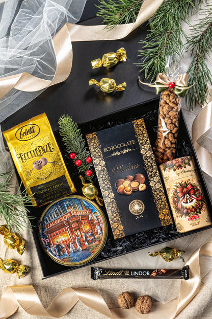 Elegancki  kosz prezentowy świąteczny z herbatą i czekoladą